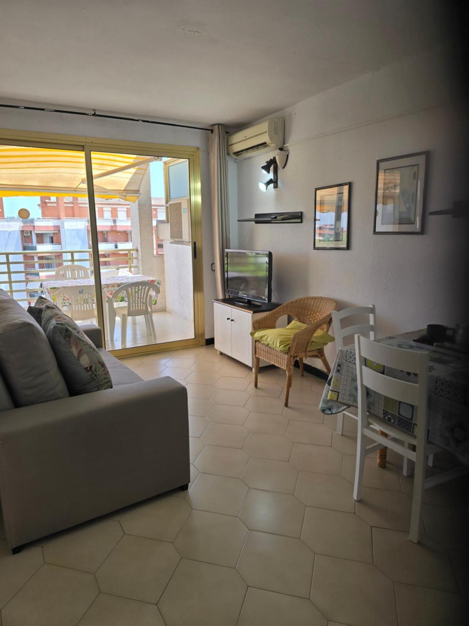 Apartments Novelty Salou Ngoại thất bức ảnh