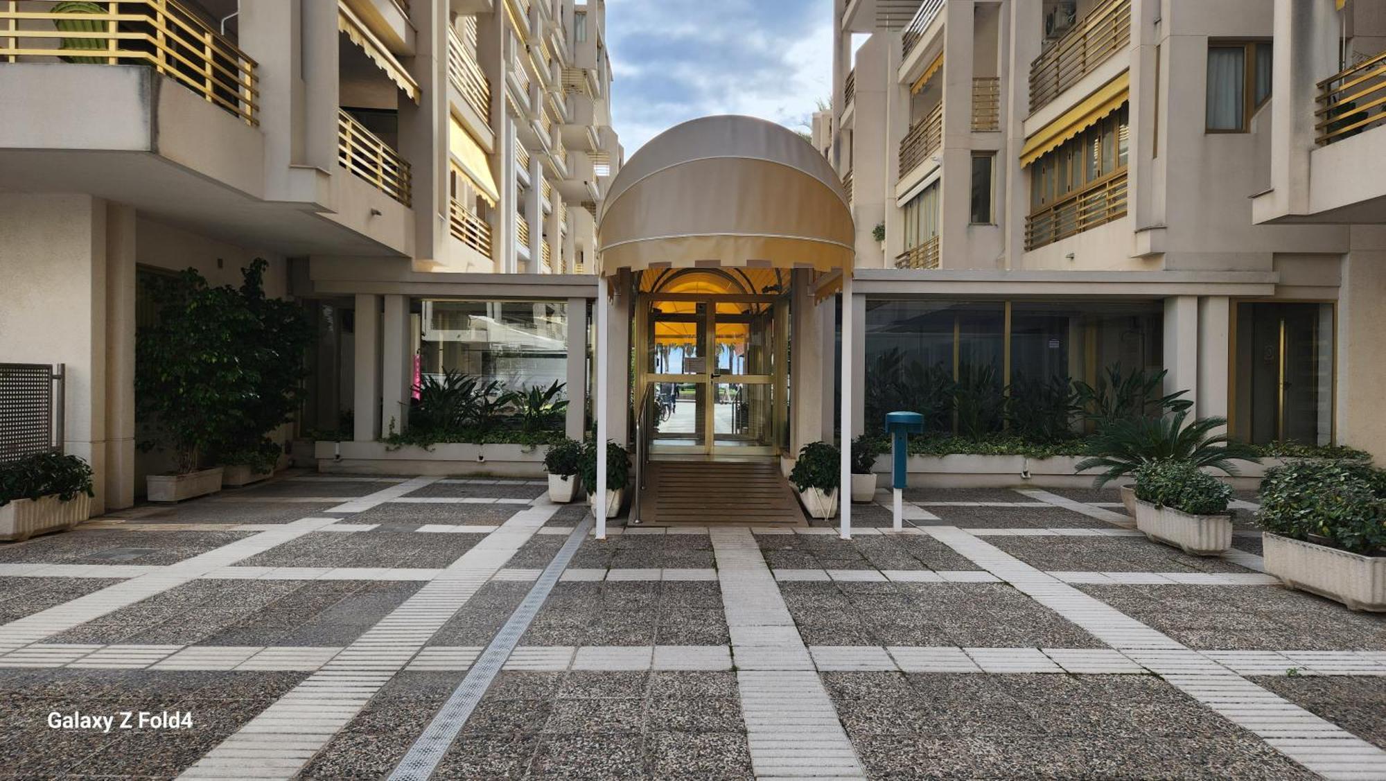 Apartments Novelty Salou Ngoại thất bức ảnh